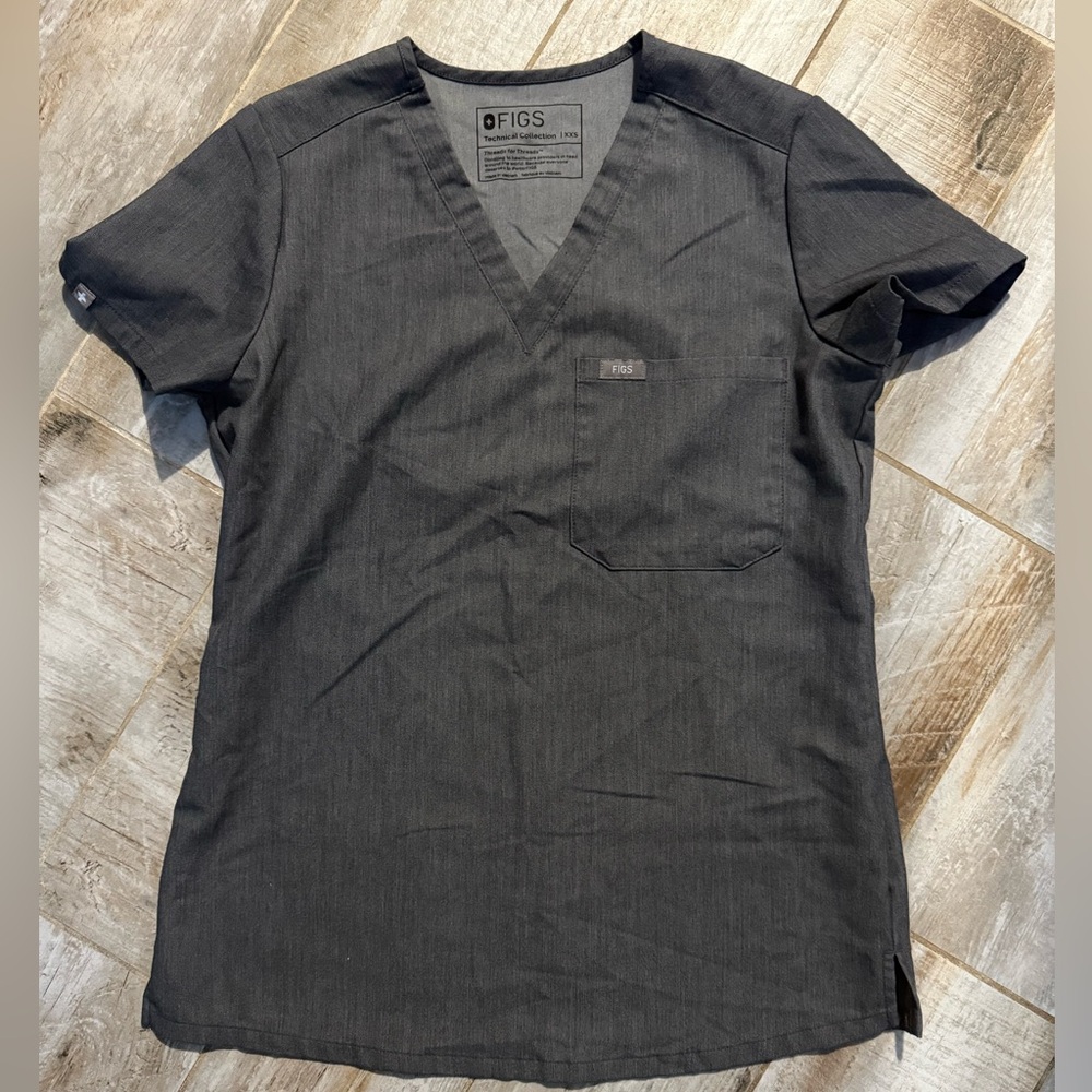 Figs Womens Charcoal Short Sleeve Tee